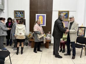 Петко Антонов разгръща своята артистична вселена в ретроспективната изложба „Спомени от детството”