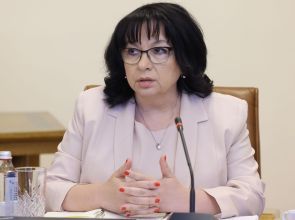 Допълнителни мерки срещу необоснованото покачване на цените, повишаване на санкциите и допълнителни гаранции за защитата на потребителите предлага правителството