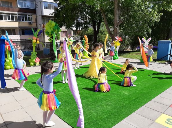 Детска градина „Славейче“ отбеляза своята 40-та годишнина