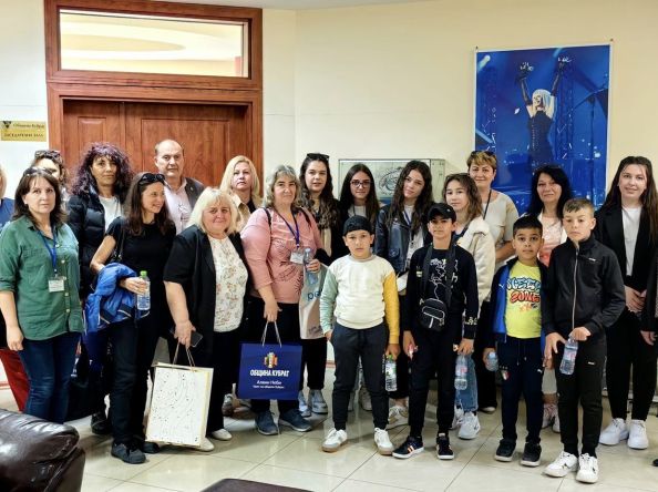Гостуващи ученици и учители от Айтос се срещнаха с кмета на Кубрат