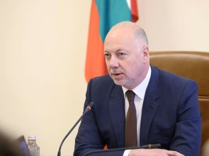 Министър-председателят Росен Желязков депозира оставката на Министерския съвет