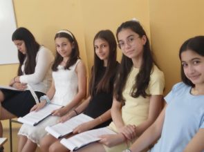 Шестокласници от ОУ „Н.Й. Вапцаров“ с бинарен урок за Световния ден на океаните