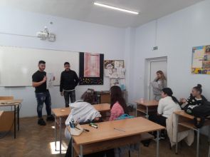 Отбелязване на Международния ден на толерантността с интерактивни игри и дискусии в ПГИ „Робер Шуман“