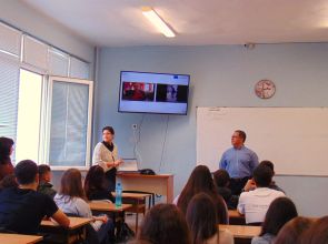 Занятия по безопасно шофиране започнаха в Разград от Математическата гимназия (СНИМКИ)