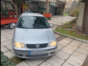 Шофьор, заснет да кара по пешеходна зона в Разград, открит и глобен от „Пътна полиция“