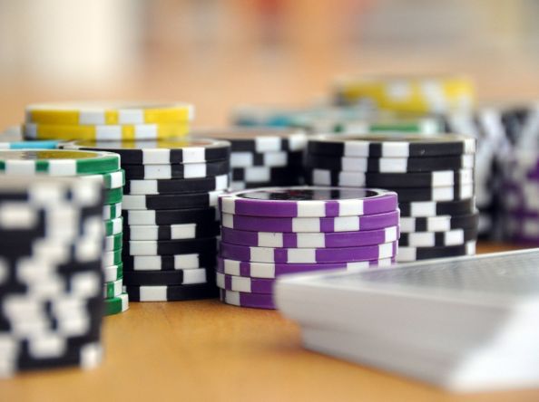 Близо 36 000 души са се вписали в регистъра на хазартно уязвимите лица