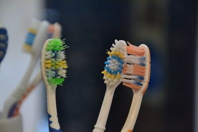 toothbrush-313768__340.jpg