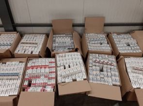 Над 8000 кутии цигари, превозвани „за приятели“, установиха митнически служители при пет проверки на Дунав мост – Русе